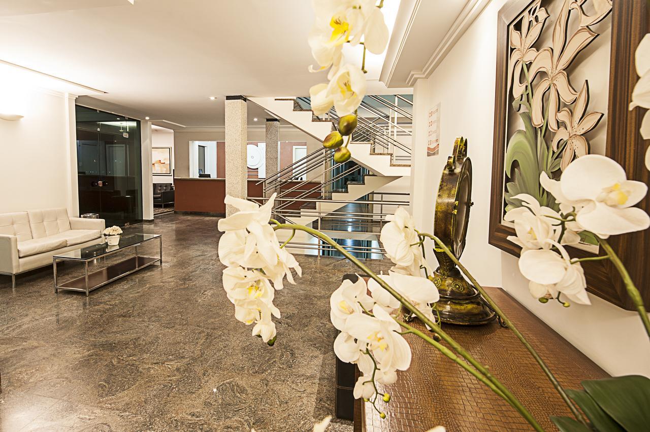Reisper Palace Hotel 카탄두바 외부 사진