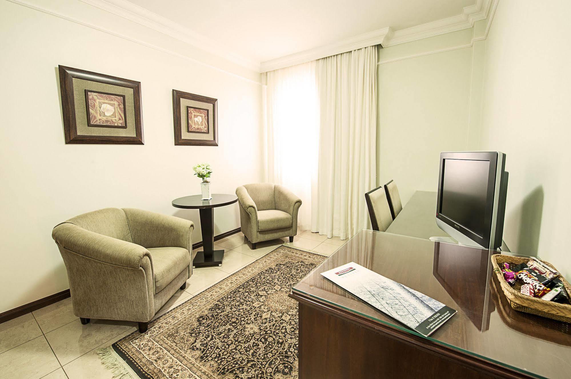 Reisper Palace Hotel 카탄두바 외부 사진