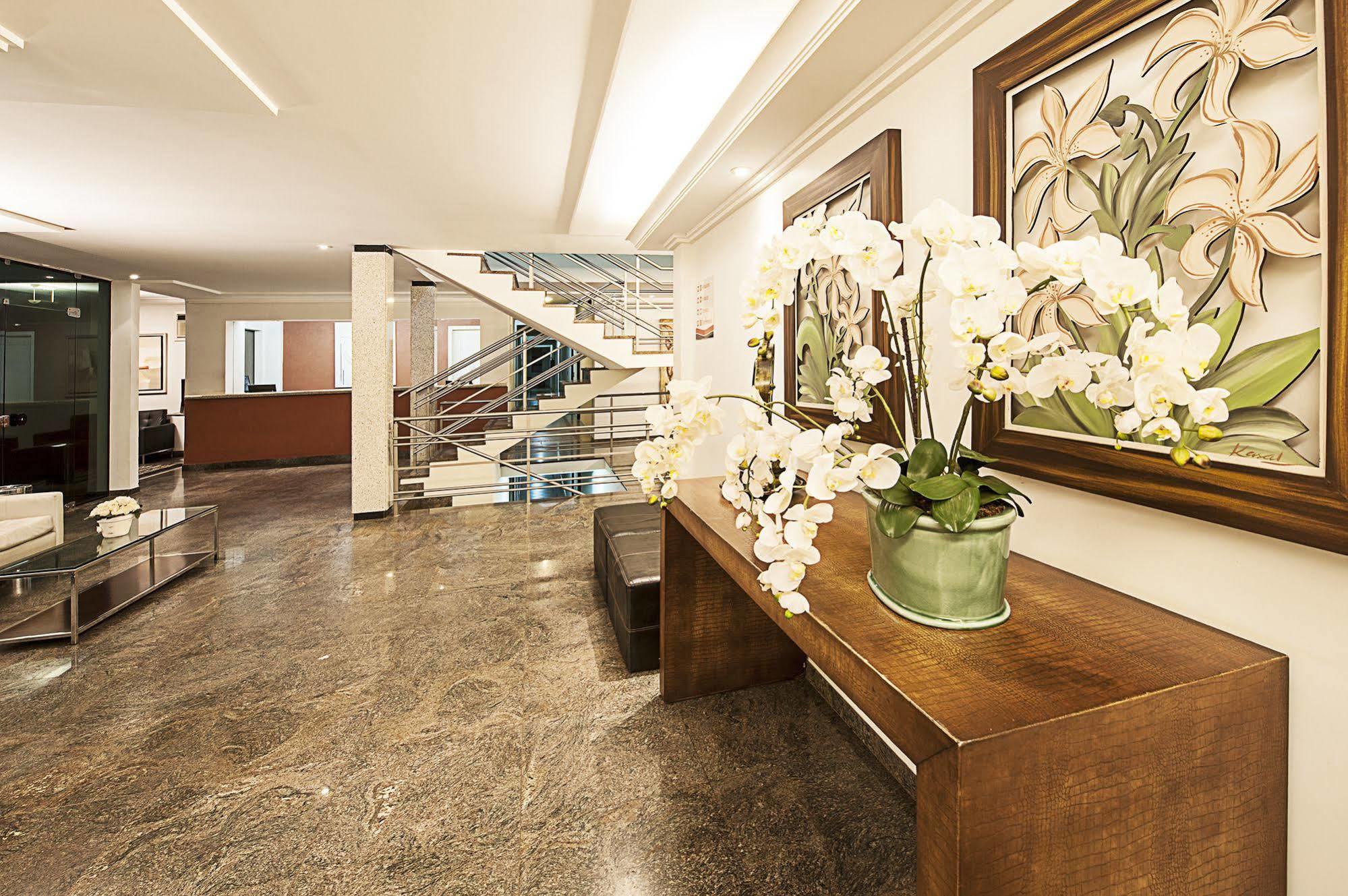 Reisper Palace Hotel 카탄두바 외부 사진